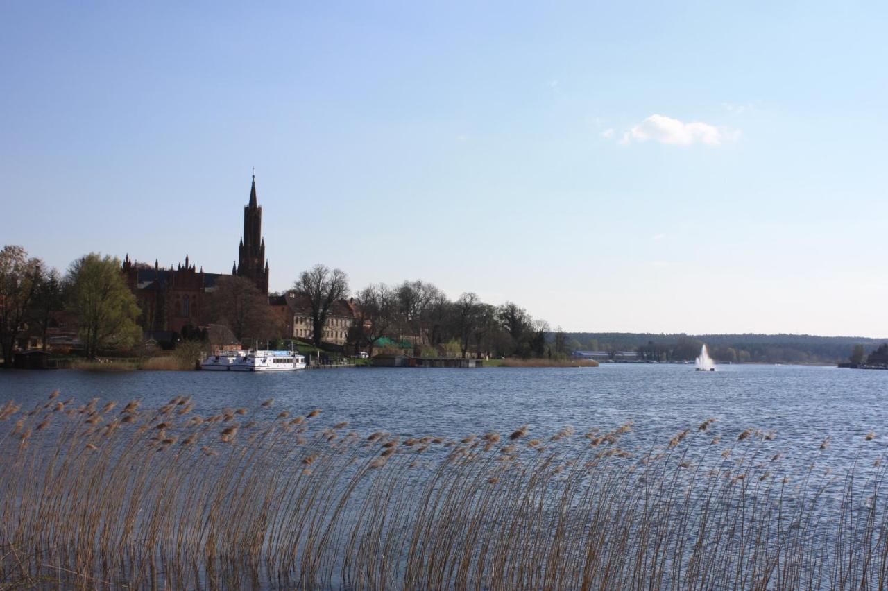 Ferienwohnungen Wassergrundstueck Malchow Malchow  Exterior photo